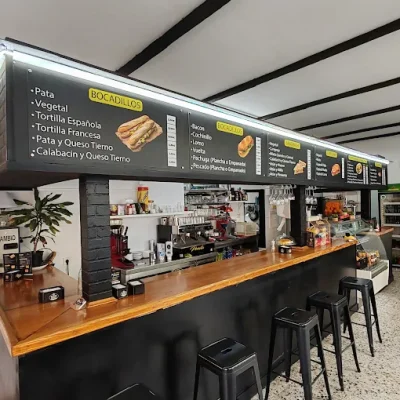 01 BAR CAFETERIA PEÑITA