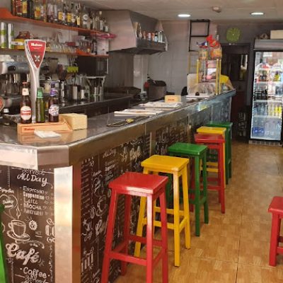 01 CAFETERIA EL SEMAFORO