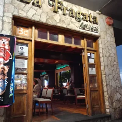 01 EL FRAGATA