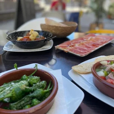 01 EL JALEO TAPAS BAR
