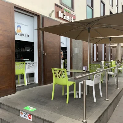 01 HELADERIA FRAGOLA