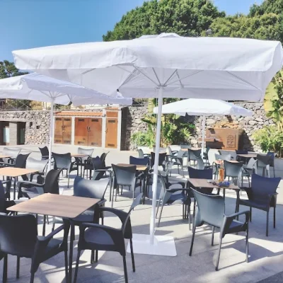 01 LA VEGA FOOD HOUSE