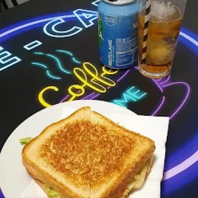 02 CAFE CAFE