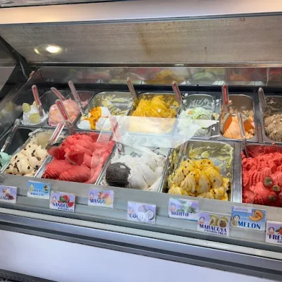 02 HELADERIA FRAGOLA