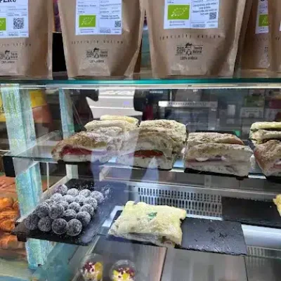 03 SMOOTHIE SPOT 03 SMOOTHIE SPOT