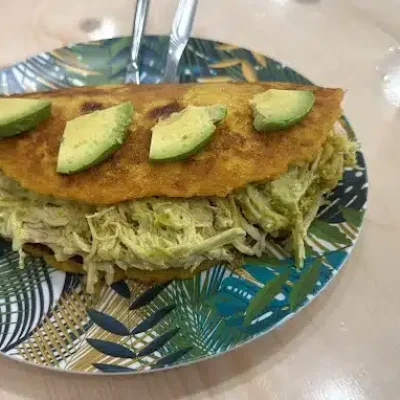 04 AREPERA CAFETERIA LA GUAIRA