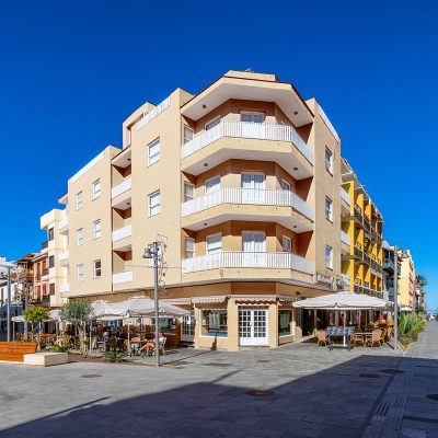 caption (1) caption (1)